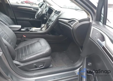 2014 Ford Fusion Se z USA, uszkodzony, nr VIN 3FA6P0H98ER195853